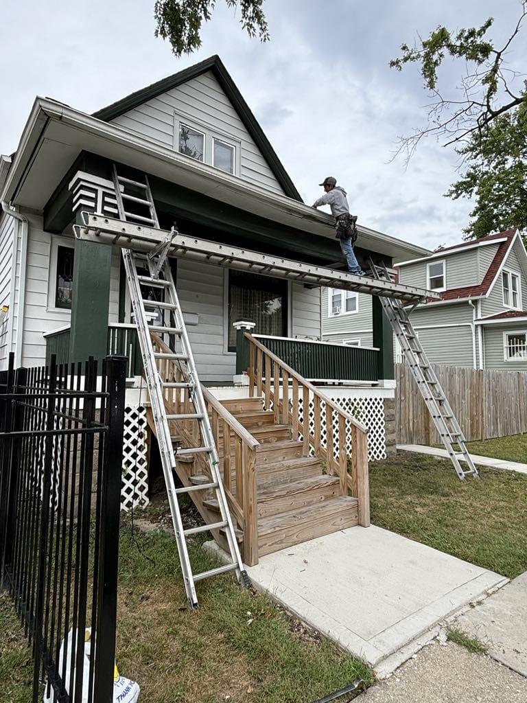 Gutter Repair Image